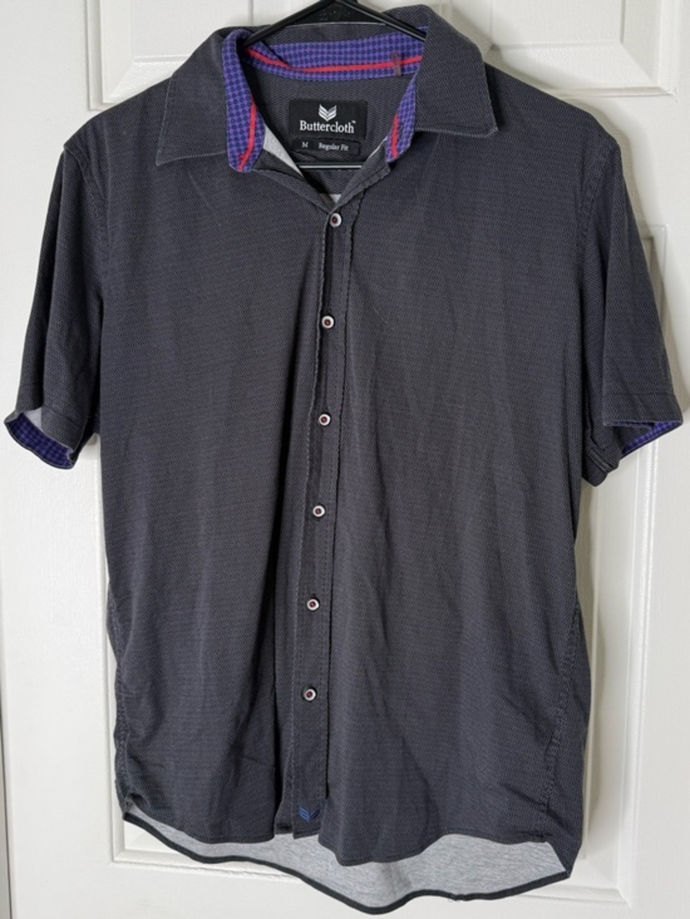 Buttercloth Men's Short Sleeve Button-Down Shirt in Charcoal